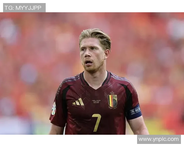 聚焦足坛核心球员年龄变化分析 揭示足球明星职业生涯的黄金与衰退期